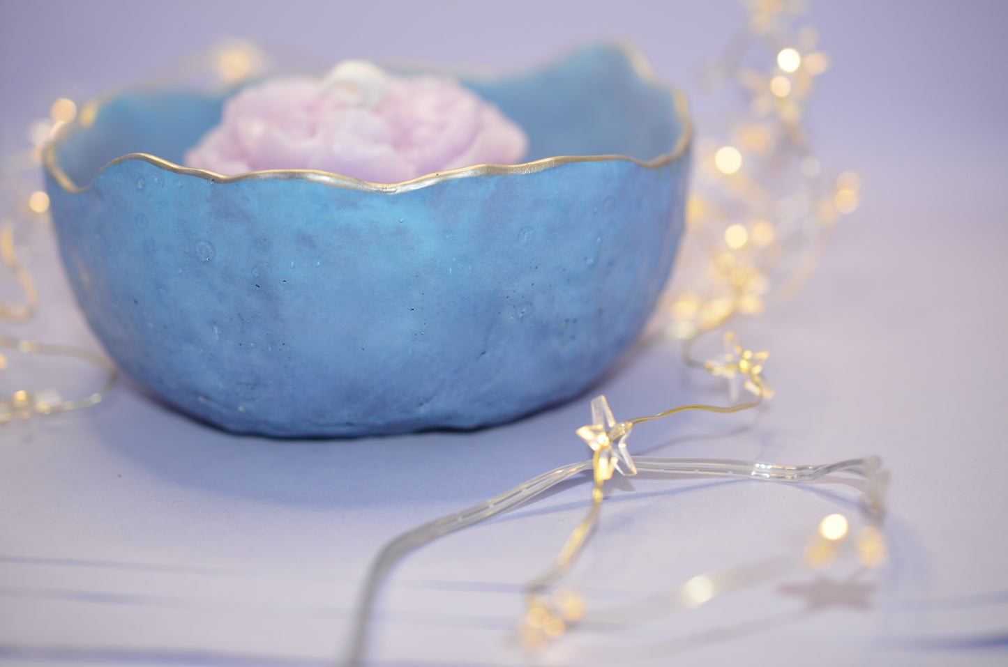 Heavenly Bloom: Irregular Jesmonite Bowl with Soy Wax Flower Candle Set
