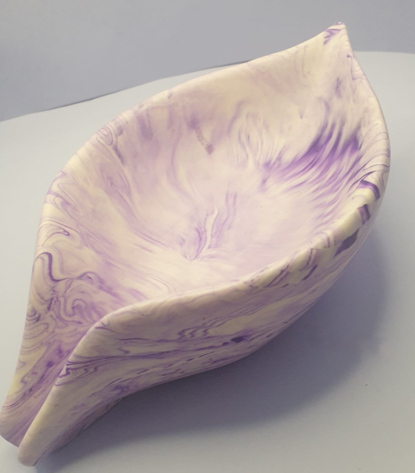 Serenity Leaf Shaped Jesmonite Dish: Nature-Inspired Elegance for Your Home