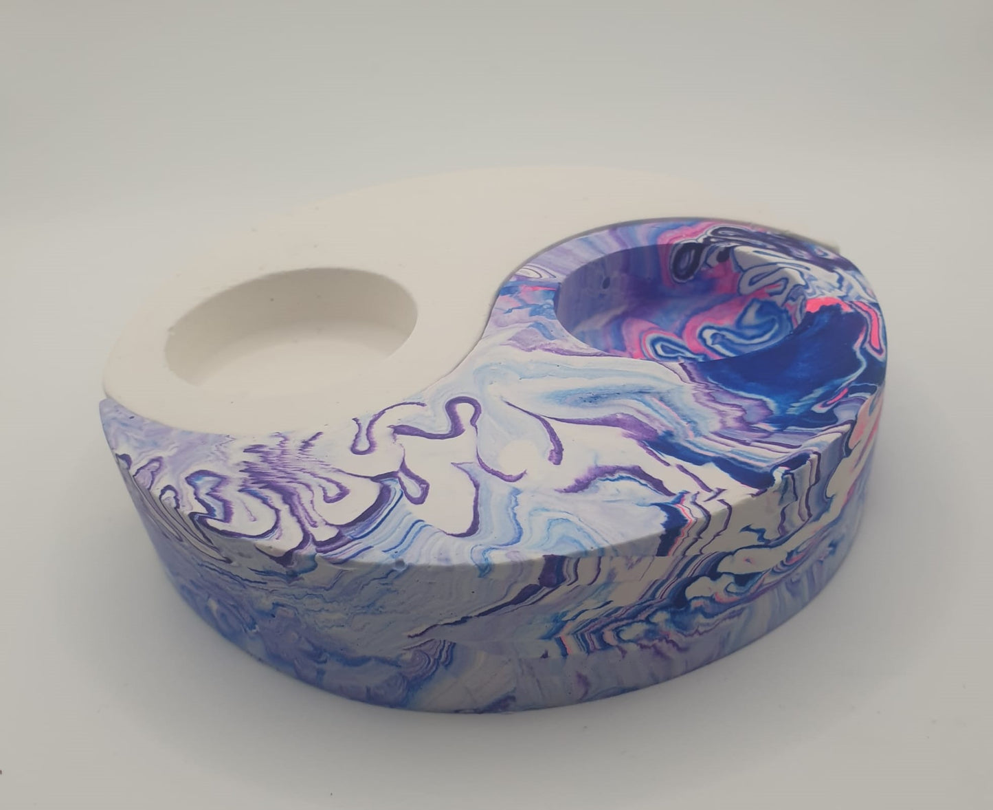 Harmony Duo: Bespoke Yin and Yang Jesmonite Tealight Holders