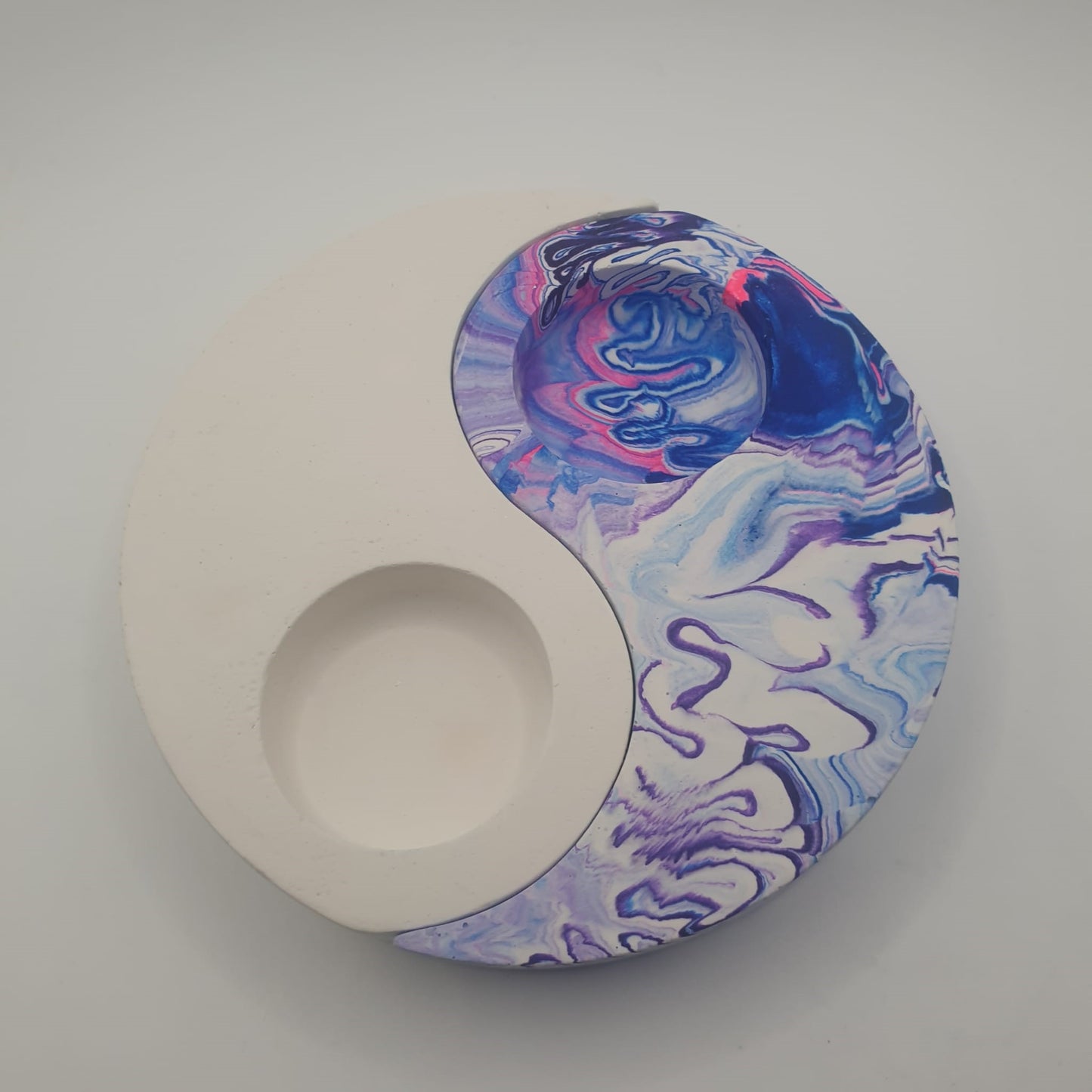 Harmony Duo: Bespoke Yin and Yang Jesmonite Tealight Holders